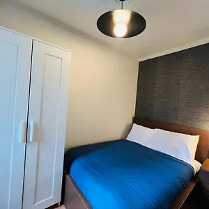 The Midtown Modern Апартаменты